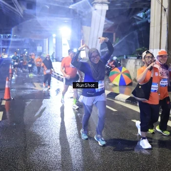 Runner Photo 7922563