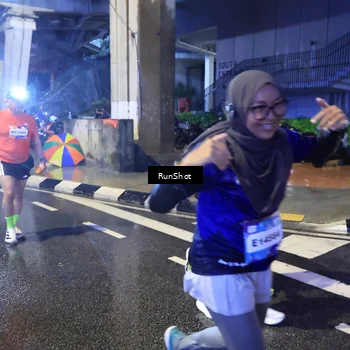 Runner Photo 7922568