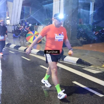 Runner Photo 7922596