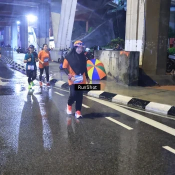 Runner Photo 7922600