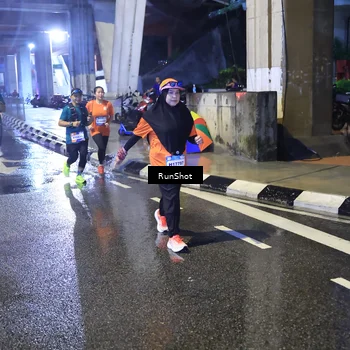 Runner Photo 7922608