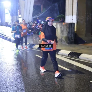 Runner Photo 7922609