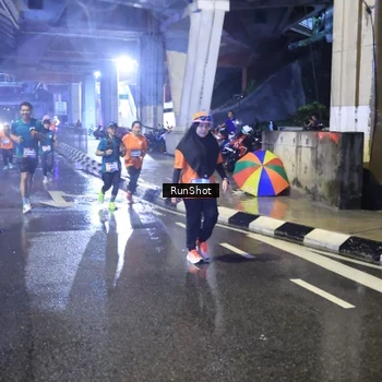 Runner Photo 7922611