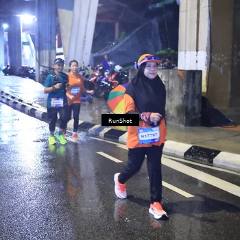Runner Photo 7922613