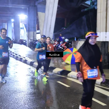 Runner Photo 7922621