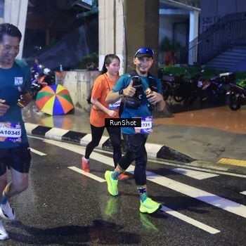 Runner Photo 7922648