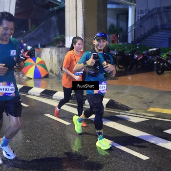 Runner Photo 7922659