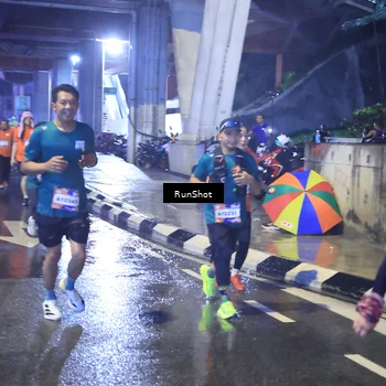 Runner Photo 7922662