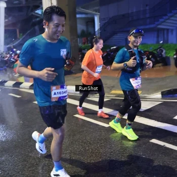 Runner Photo 7922664