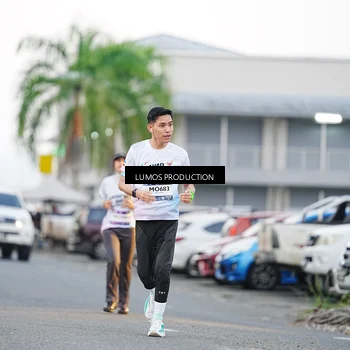 Runner Photo 7922673