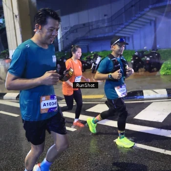 Runner Photo 7922677