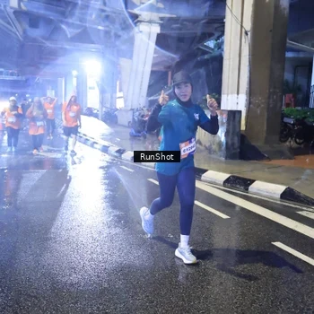Runner Photo 7922701
