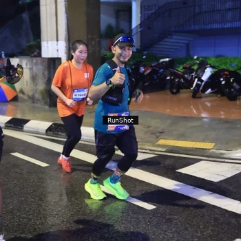 Runner Photo 7922709
