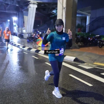 Runner Photo 7922716
