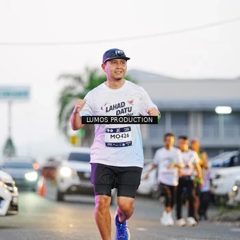Runner Photo 7922729