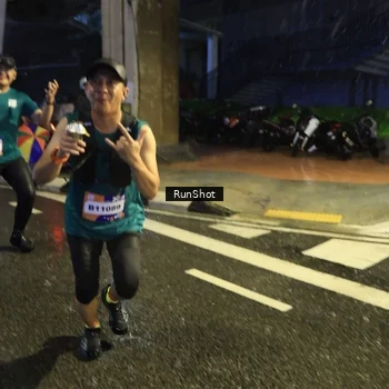 Runner Photo 7922743