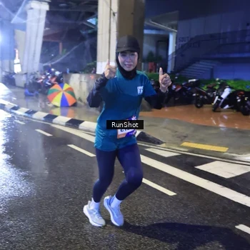 Runner Photo 7922749