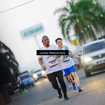 Runner Photo 7922750