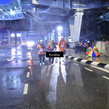 Runner Photo 7922758
