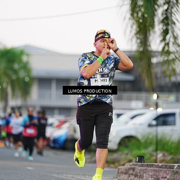 Runner Photo 7922764