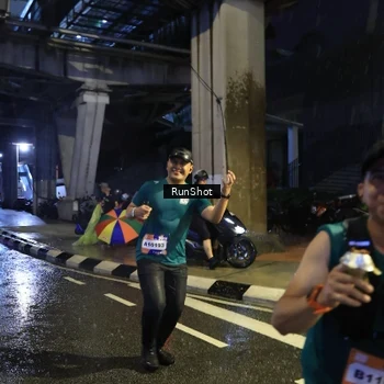 Runner Photo 7922835