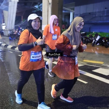 Runner Photo 7922846