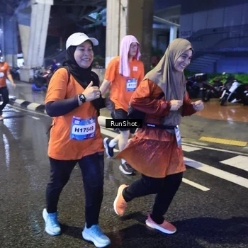 Runner Photo 7922847