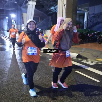 Runner Photo 7922855