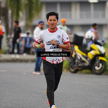 Runner Photo 7922856