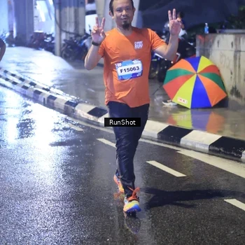 Runner Photo 7922885
