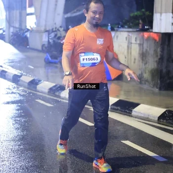 Runner Photo 7922890
