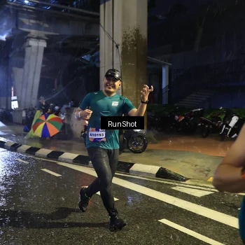 Runner Photo 7922902