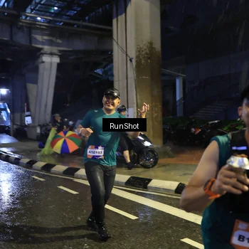 Runner Photo 7922903