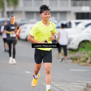 Runner Photo 7922909