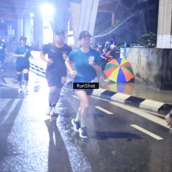 Runner Photo 7922929