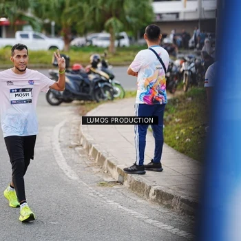 Runner Photo 7922941