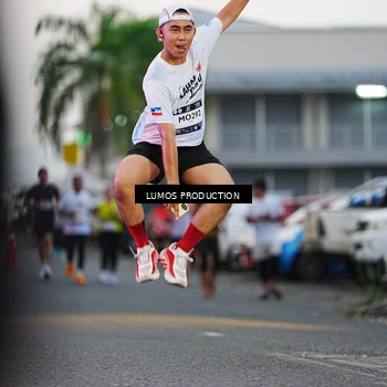 Runner Photo 7922945