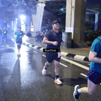 Runner Photo 7922965