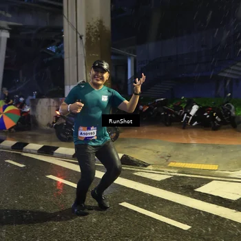 Runner Photo 7922968
