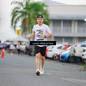 Runner Photo 7922976