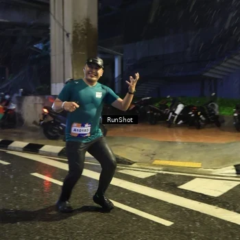 Runner Photo 7922982