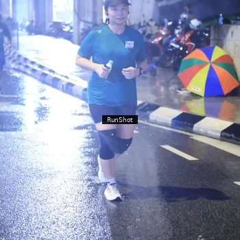 Runner Photo 7922990