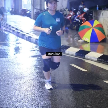 Runner Photo 7922995