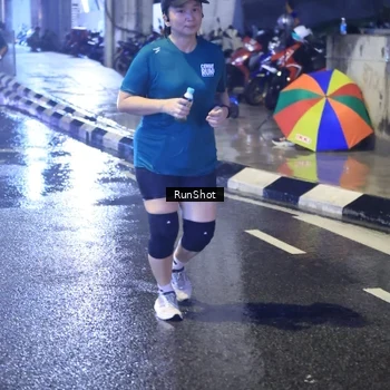 Runner Photo 7922996