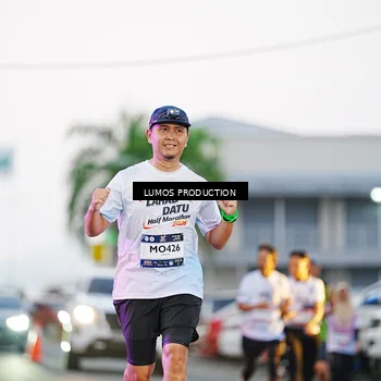 Runner Photo 7923019