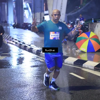 Runner Photo 7923035