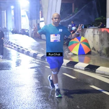 Runner Photo 7923037