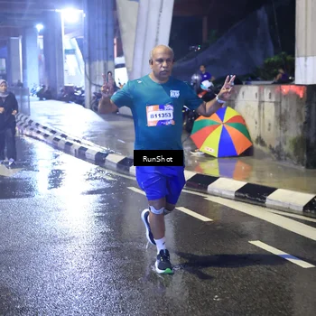 Runner Photo 7923039
