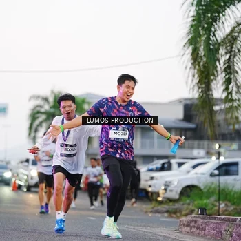 Runner Photo 7923042