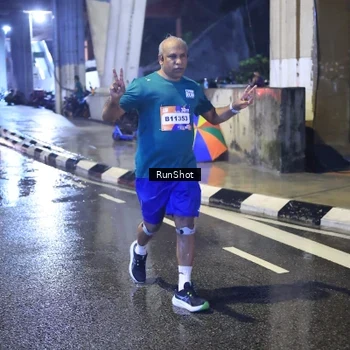 Runner Photo 7923052